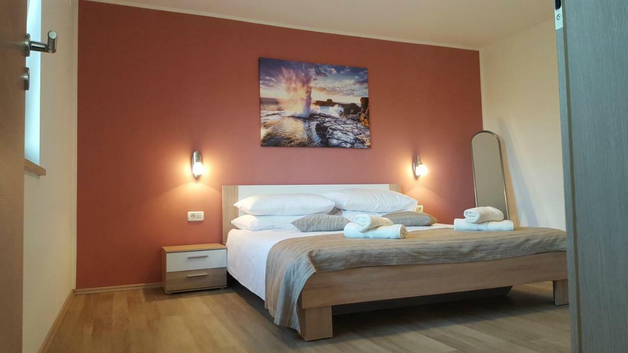 Apartment Tara プーラ エクステリア 写真