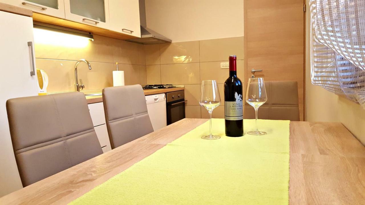 Apartment Tara プーラ エクステリア 写真